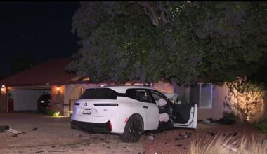 2 people critically hurt in multi-vehicle crash in Northridge – NBC Los Angeles