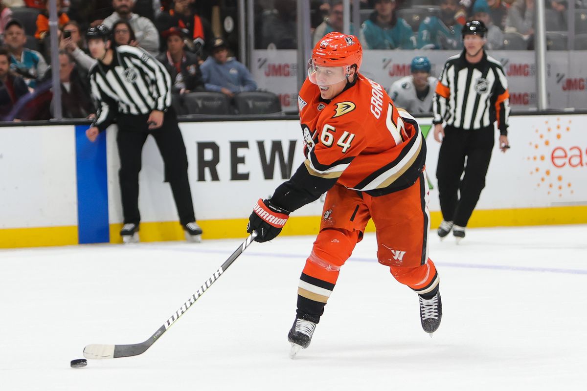 #64 C Mikael Grandlund of the Anaheim Ducks takes a shot on goal during an NHL game against the San Jose Sharks on December 29, 2025 in Anaheim, California.