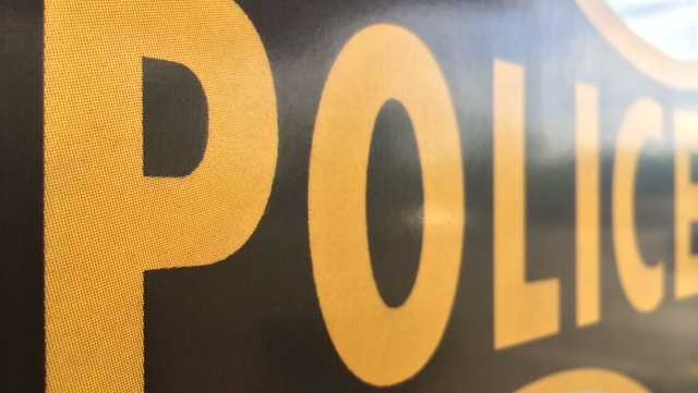 2 hurt in Sacramento stabbing, police say