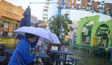 Powerful holiday storm lashes Southern California and threatens mudslides in fire-scarred areas :: WRAL.com