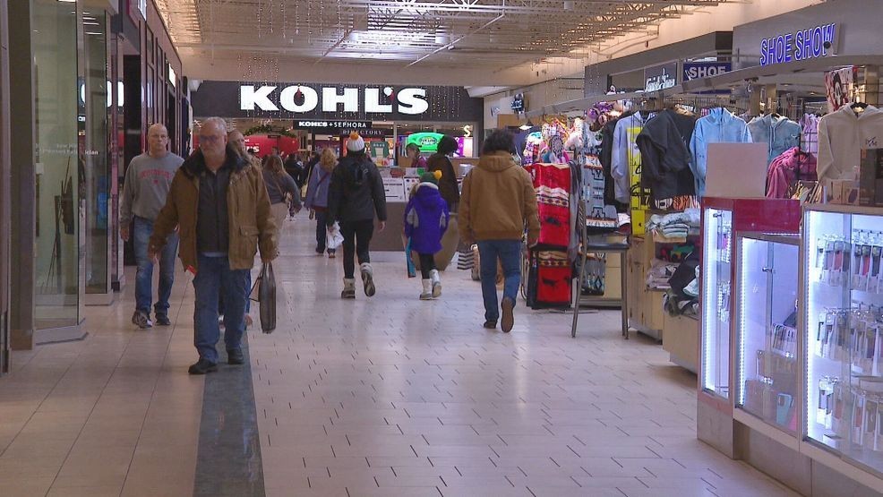 {p} ’Tis the season for sales -- and confusion. With holiday shopping in full swing, many consumers are questioning whether now is the best time to buy or if waiting until after Christmas makes more financial sense. (WKRC, file){/p}