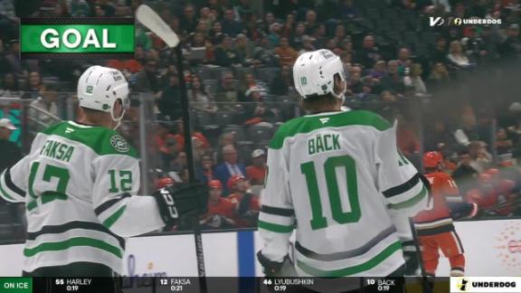 Robertson has 2 goals and assist as Stars beat Ducks 8-3 for 3rd straight win