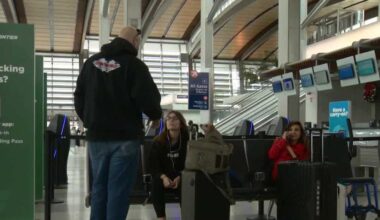 Holiday travelers face flight cancellations at Sacramento International Airport