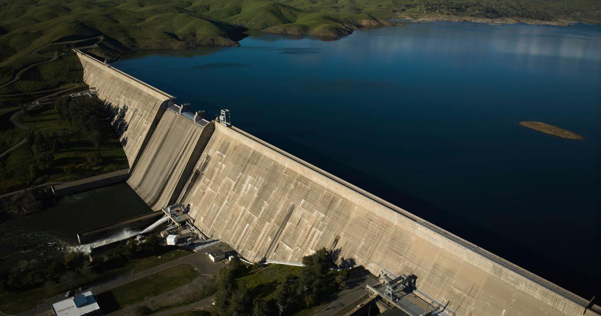 Trump administration to direct more water to California farms | National News