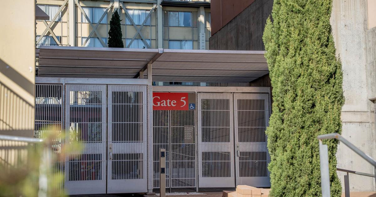 Security fencing for Units 2 and 3 to be completed next semester | Campus