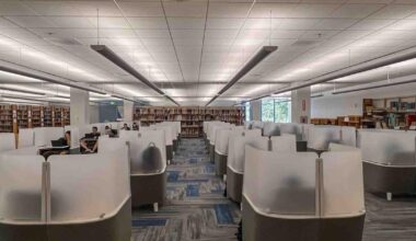 Faculty brings concerns to Academic Senate | News