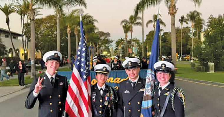 CHS Students Participate In Coronado’s Christmas Parade | Islander Times News