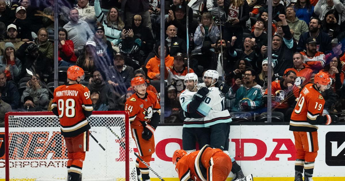 Jordan Eberle scores 2 in 3rd period as Kraken beat Ducks 3-1 | Sports