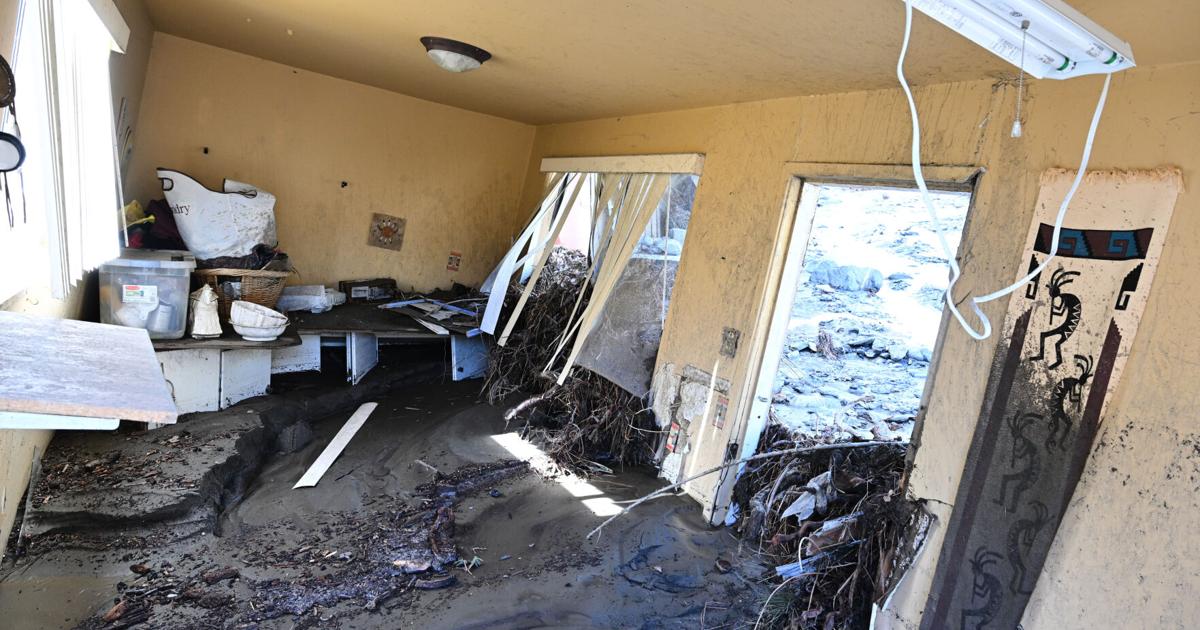 Photos show California homes buried in mud and debris during Christmas storms | Northwest