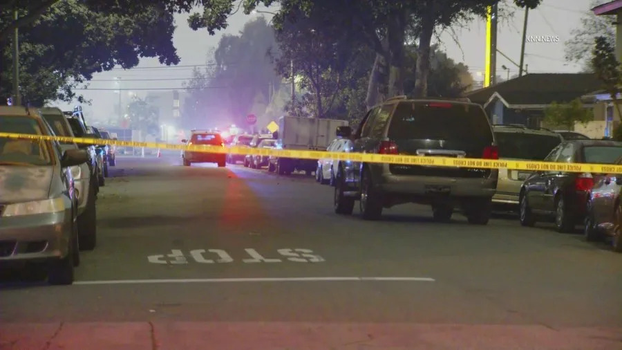 2 related shootings around the corner from each other leave man, woman dead. Dec. 2025. (KNN)