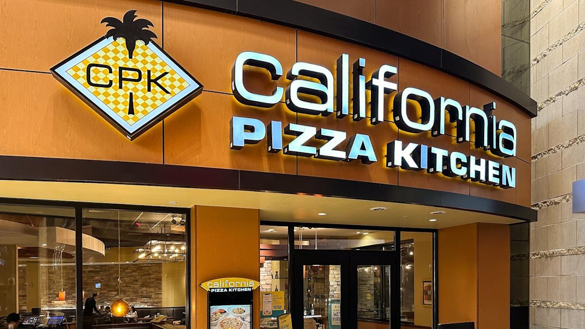 Consortium Brand Partners-led group to acquire California Pizza Kitchen