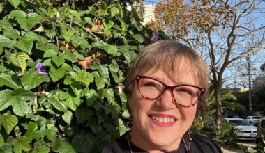 Former Alameda author Tracey returning to town to discuss new book