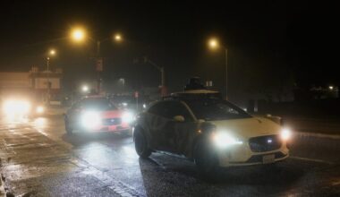 Waymo chaos during San Francisco power outage likely due to 'operational management failure'