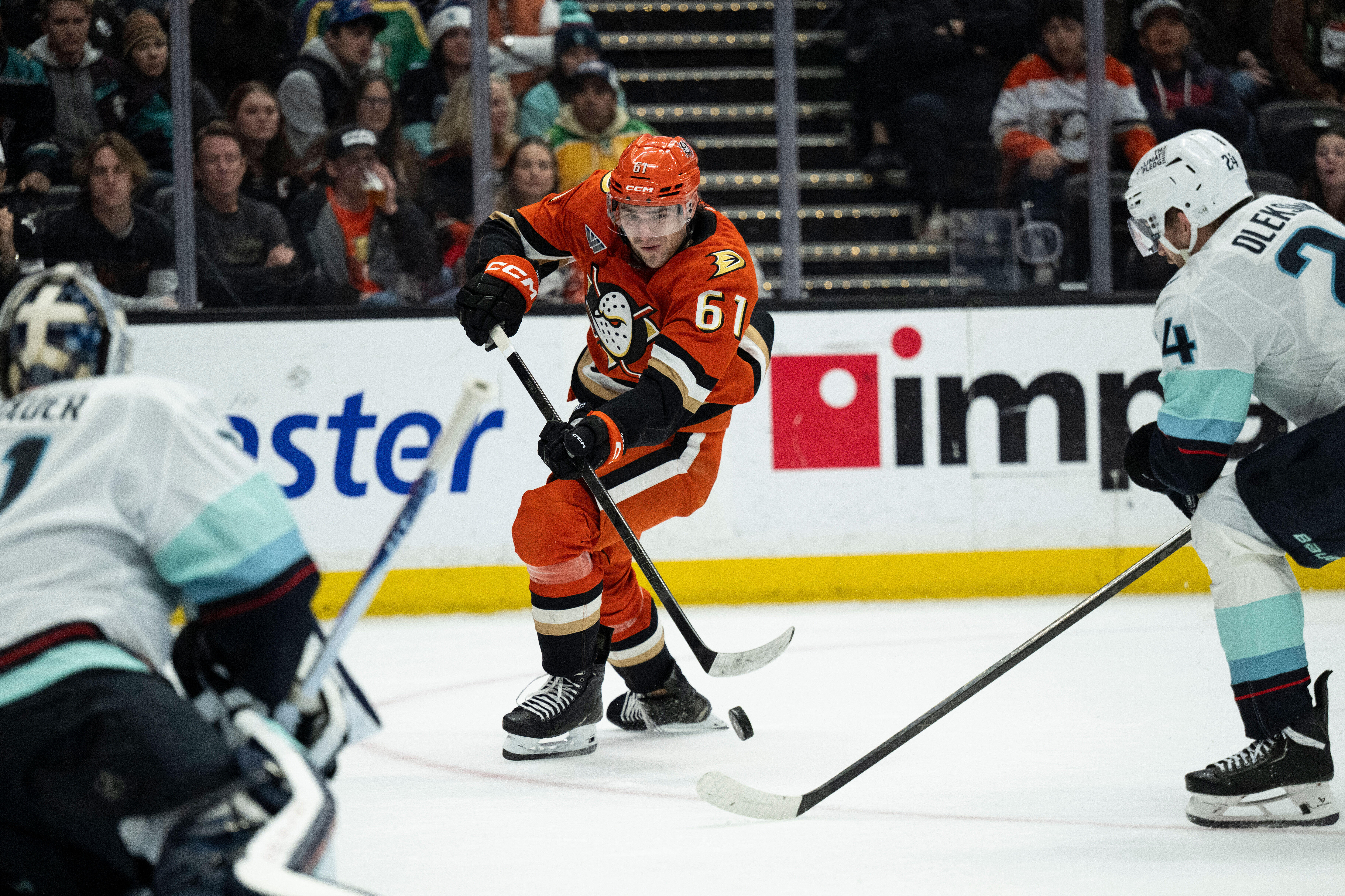 Ducks left wing Cutter Gauthier (61) shoots the puck as...