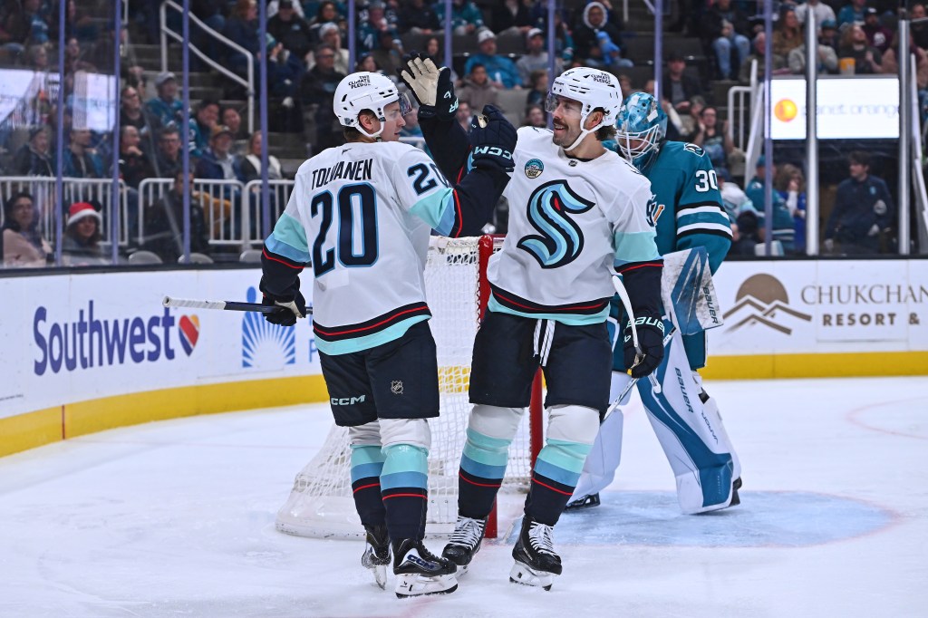 San Jose Sharks blow lead, lose to Ryker Evans, Seattle Kraken