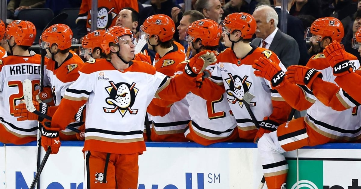 Cutter Gauthier scores twice as Anaheim Ducks beat New York Rangers to snap two-game losing streak