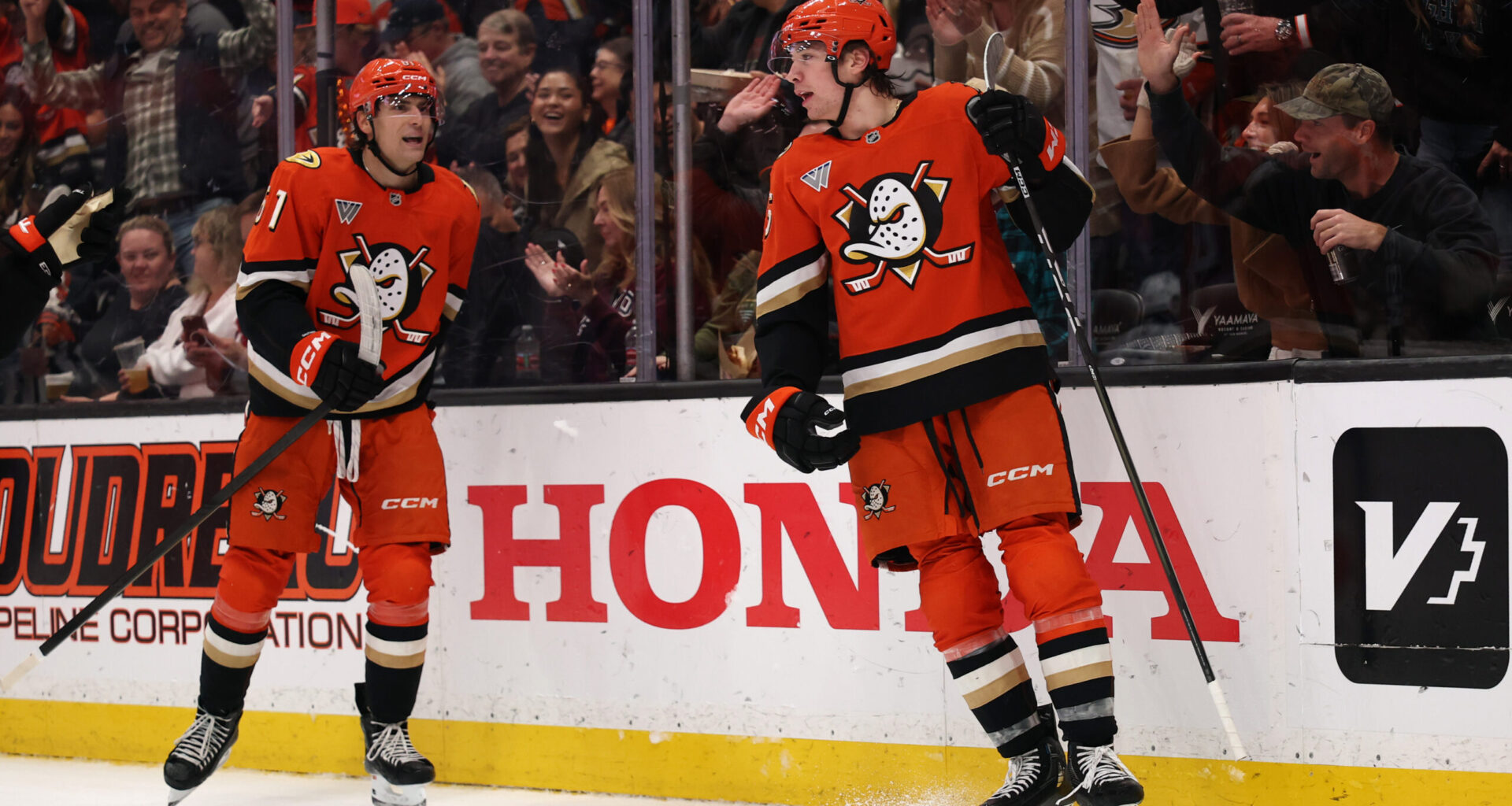 Anaheim Ducks News & Rumors: More Comeback Wins, Trade Rumors, and a Holiday Shopping Spree - The Hockey Writers - News and Rumors