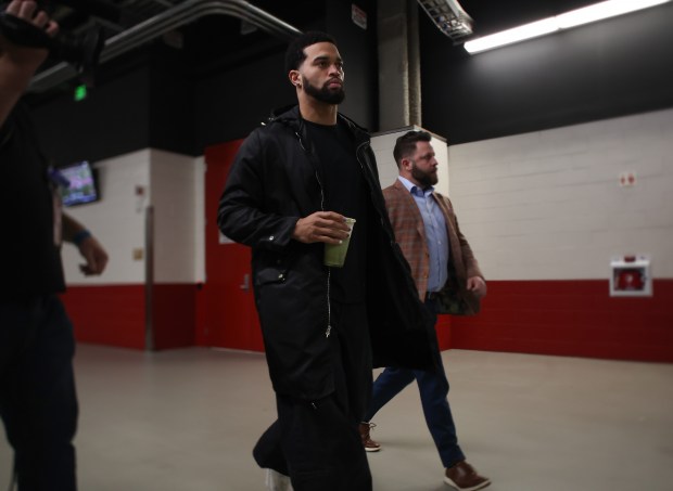Bears quarterback Caleb Williams arrives for a game against the 49ers on Sunday, Dec. 28, 2025, at Levi's Stadium in Santa Clara, Calif. (John J. Kim/Chicago Tribune)
