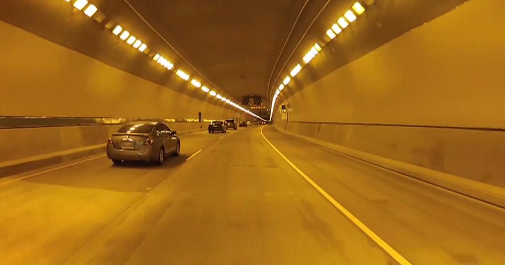 Caldecott Tunnel partially closed due to storm affecting electrical system