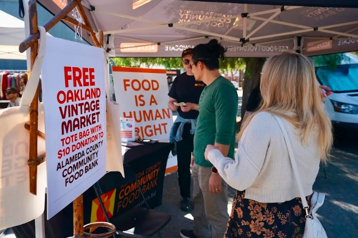 Alameda County food bank partners with vintage store to offer free totes with donations – The Mercury News