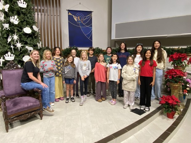 Justine Hansen in a December rehearsal with Brioso, grades 4-7. (Maurice Hewitt)