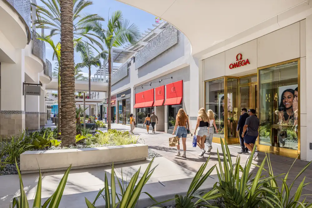 Fashion Valley Reigns Supreme in San Diego’s Style Scene