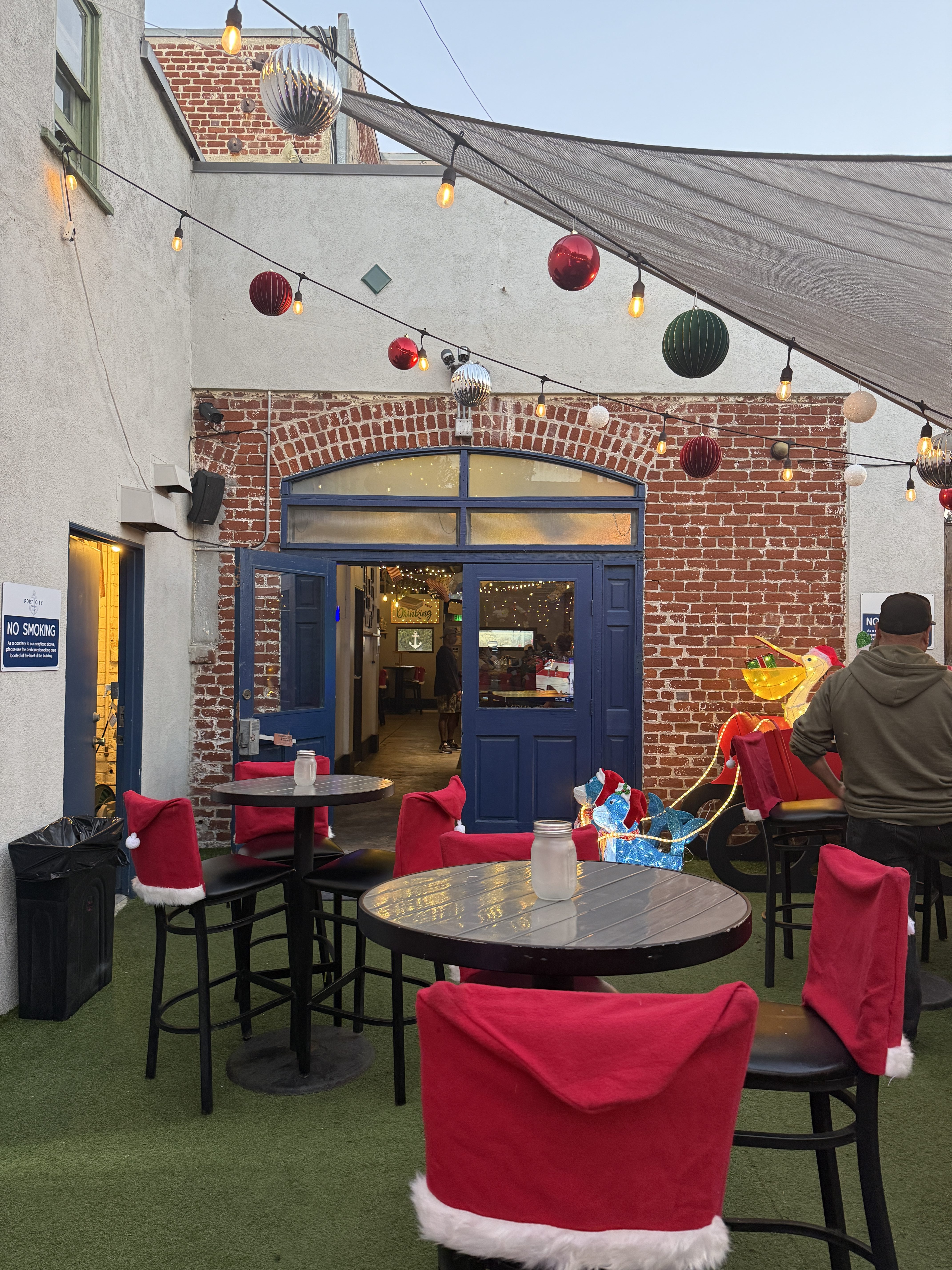 Holiday decorations at Port City Tavern. (Photo by Jo Murray).