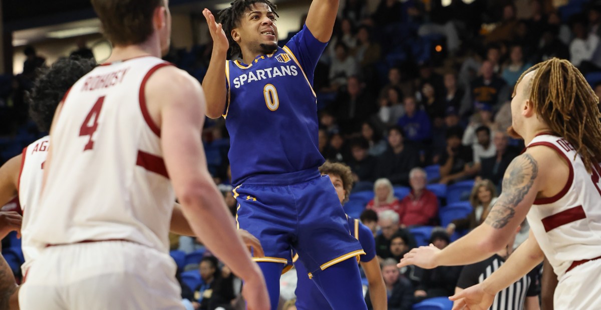 Spartans fade as New Mexico cruises to 19th straight win at The Pit