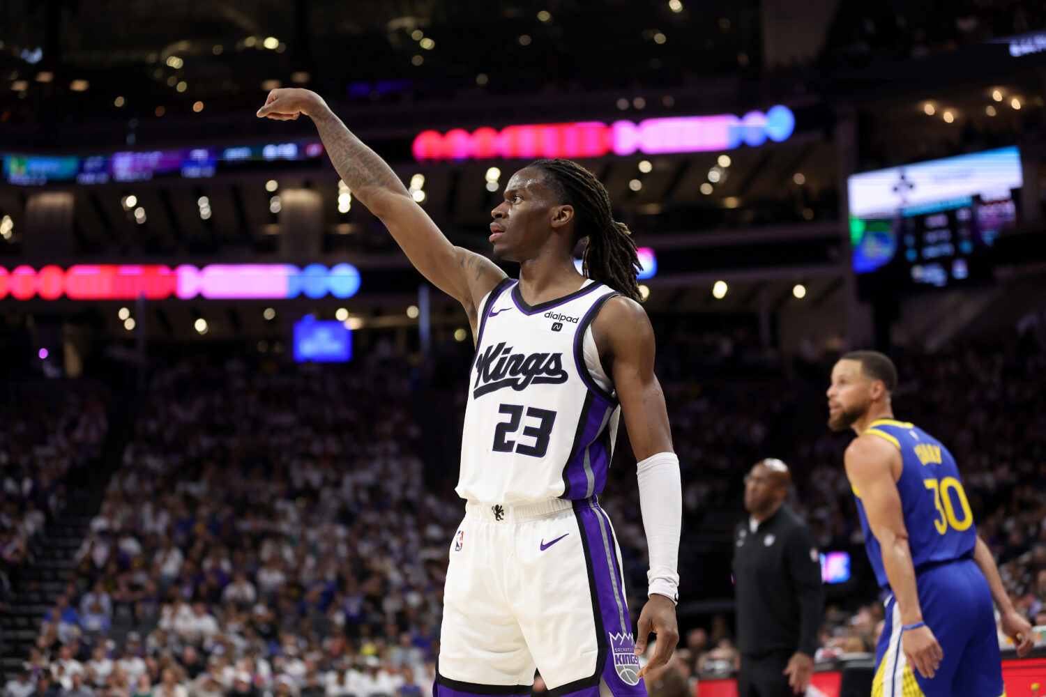Sacramento Kings G Keon Ellis popular in trade talks
