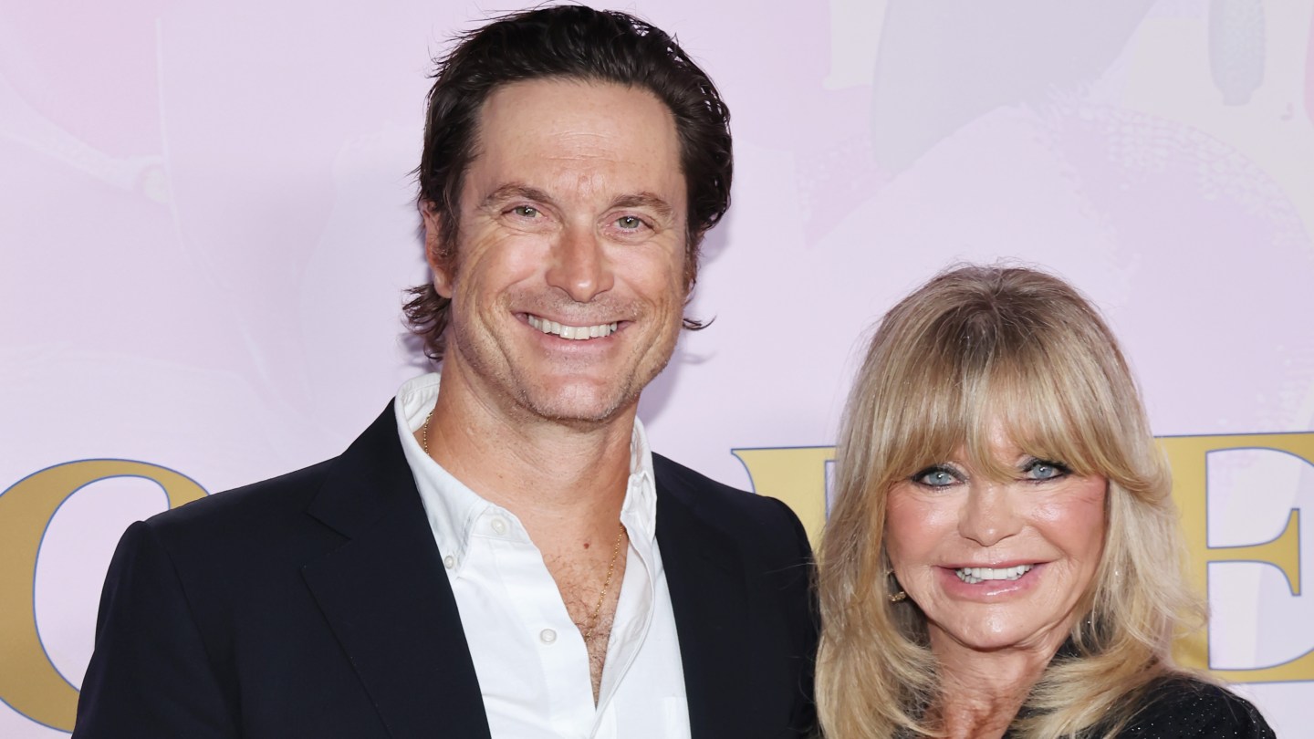 Goldie Hawn to Be Honored by Son Oliver Hudson at Make-A-Wish Gala