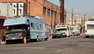 LA to start removing certain abandoned RVs from streets – NBC Los Angeles