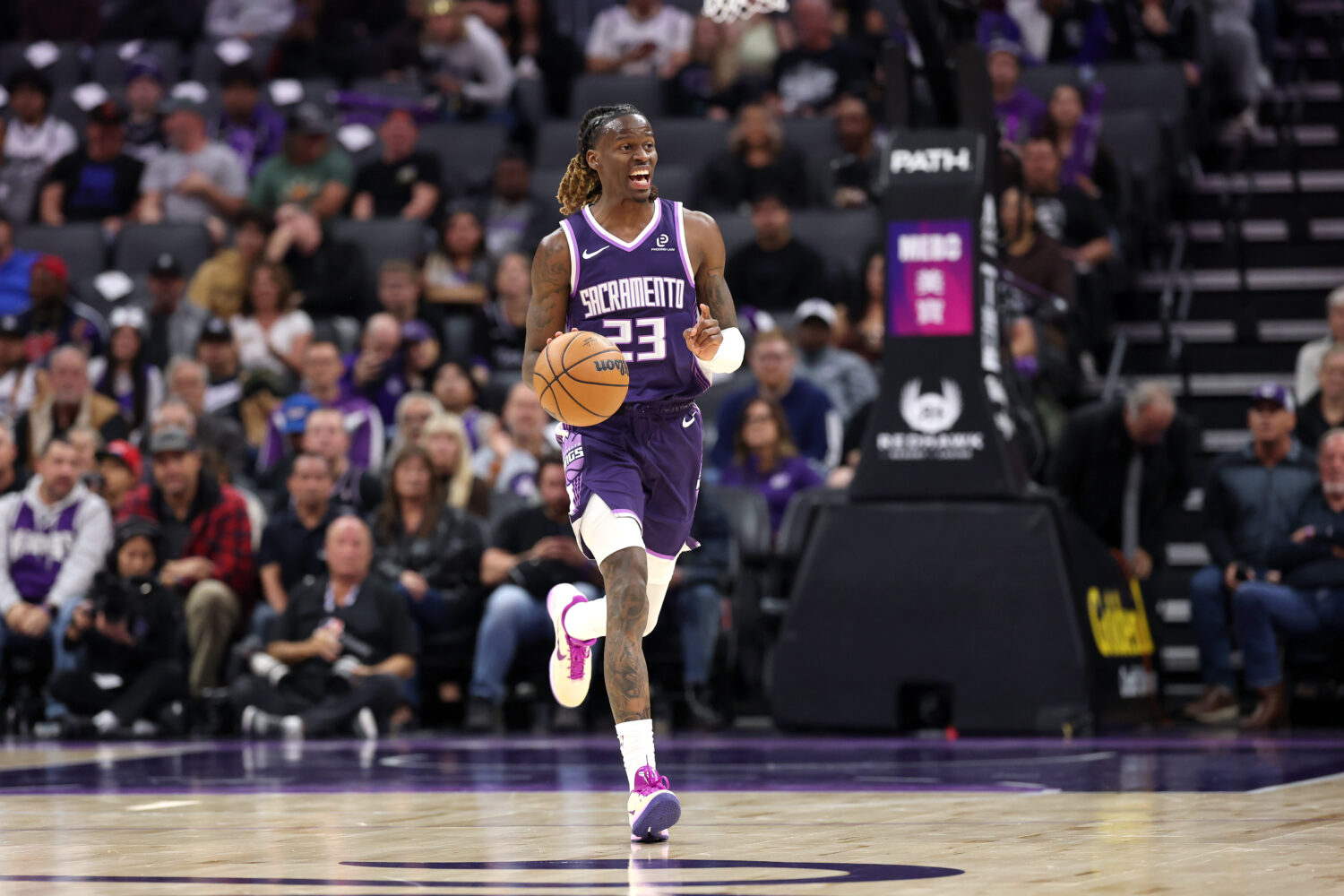 Sacramento's front office and coaching staff seem divided on Keon Ellis