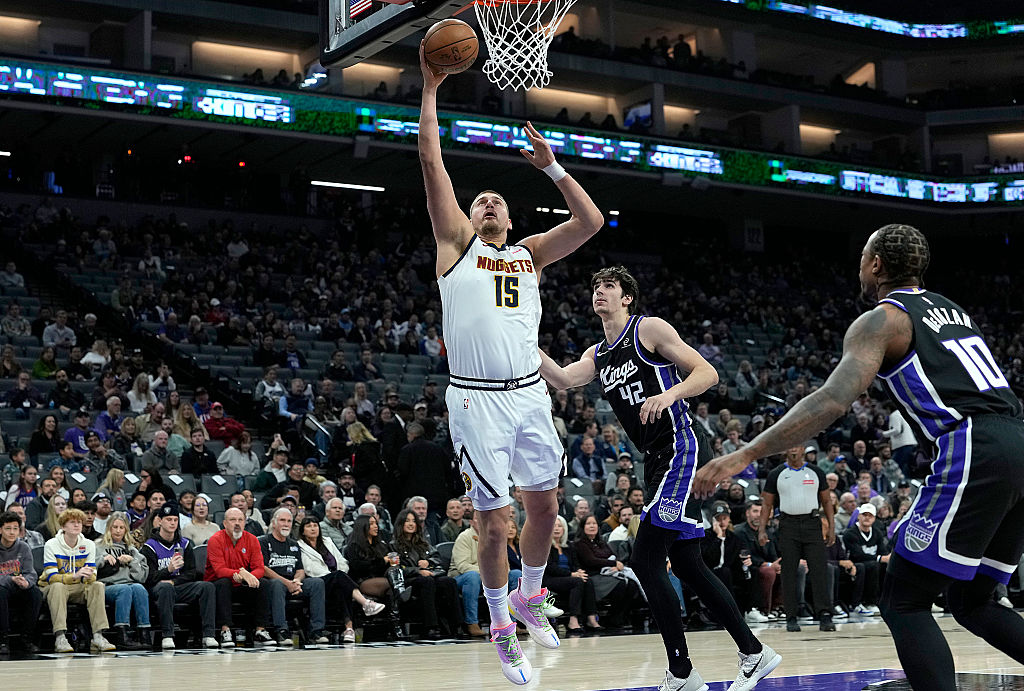 Sacramento Kings suffer latest ugly loss as Nuggets roll