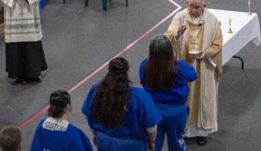 Los Angeles County jail inmates celebrate holiday mass – NBC Los Angeles