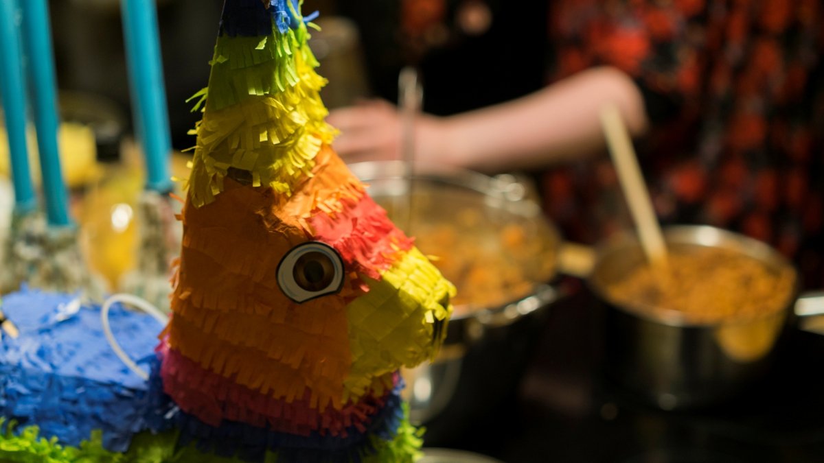 ‘Las Posadas’ at Olvera Street begins – NBC Los Angeles