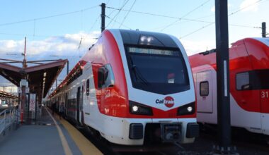 Bay Area public transit riders can use bank cards to 'tap-and-ride'