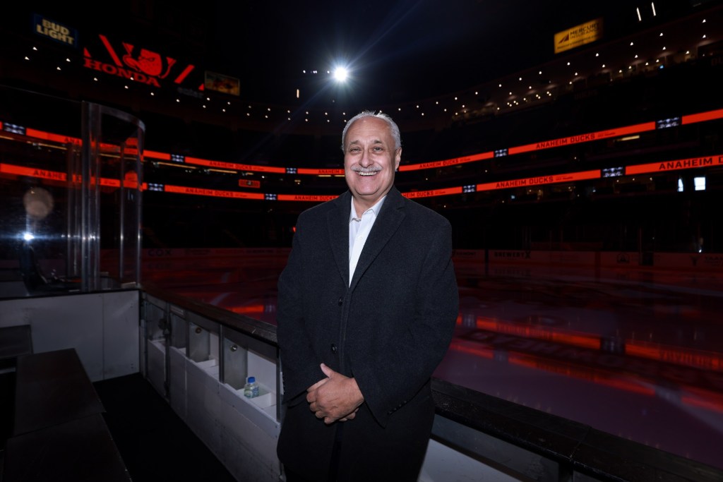 Ducks broadcaster Steve Carroll keeps on going – Orange County Register