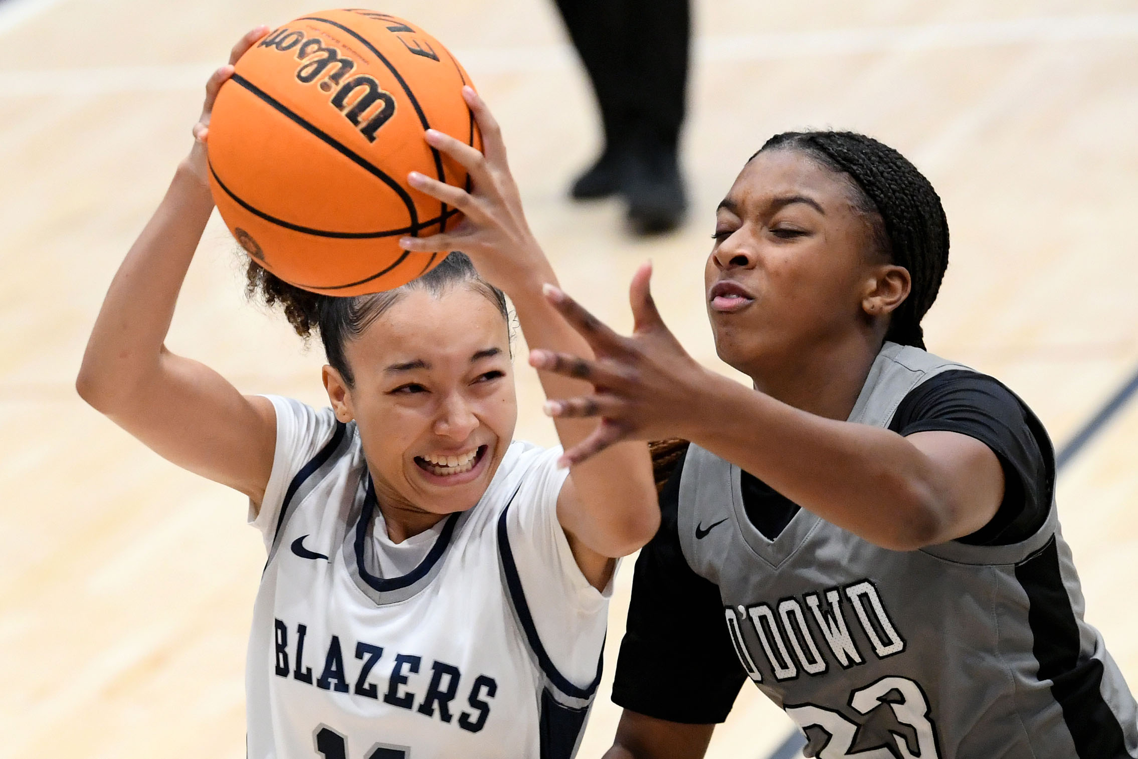 Sierra Canyonâs Marley Rambert (11) tries to put up a...