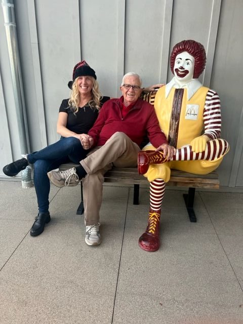 Volunteer Jennifer Davis and Press-Telegram columnist Rich Archbold at Ronald...