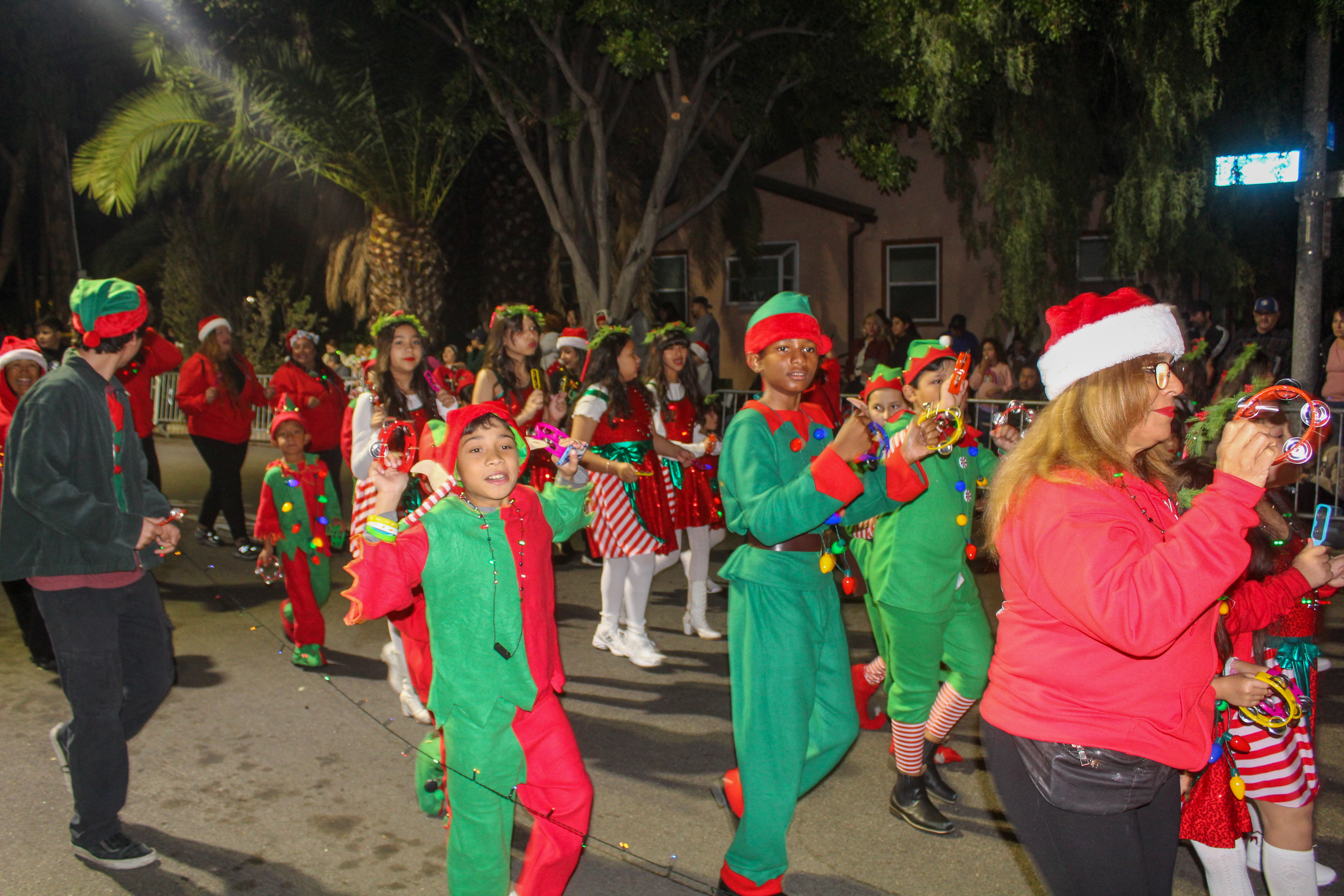 Club Folklorico Oropeza Elementary School at Long Beachâs 71st annual...