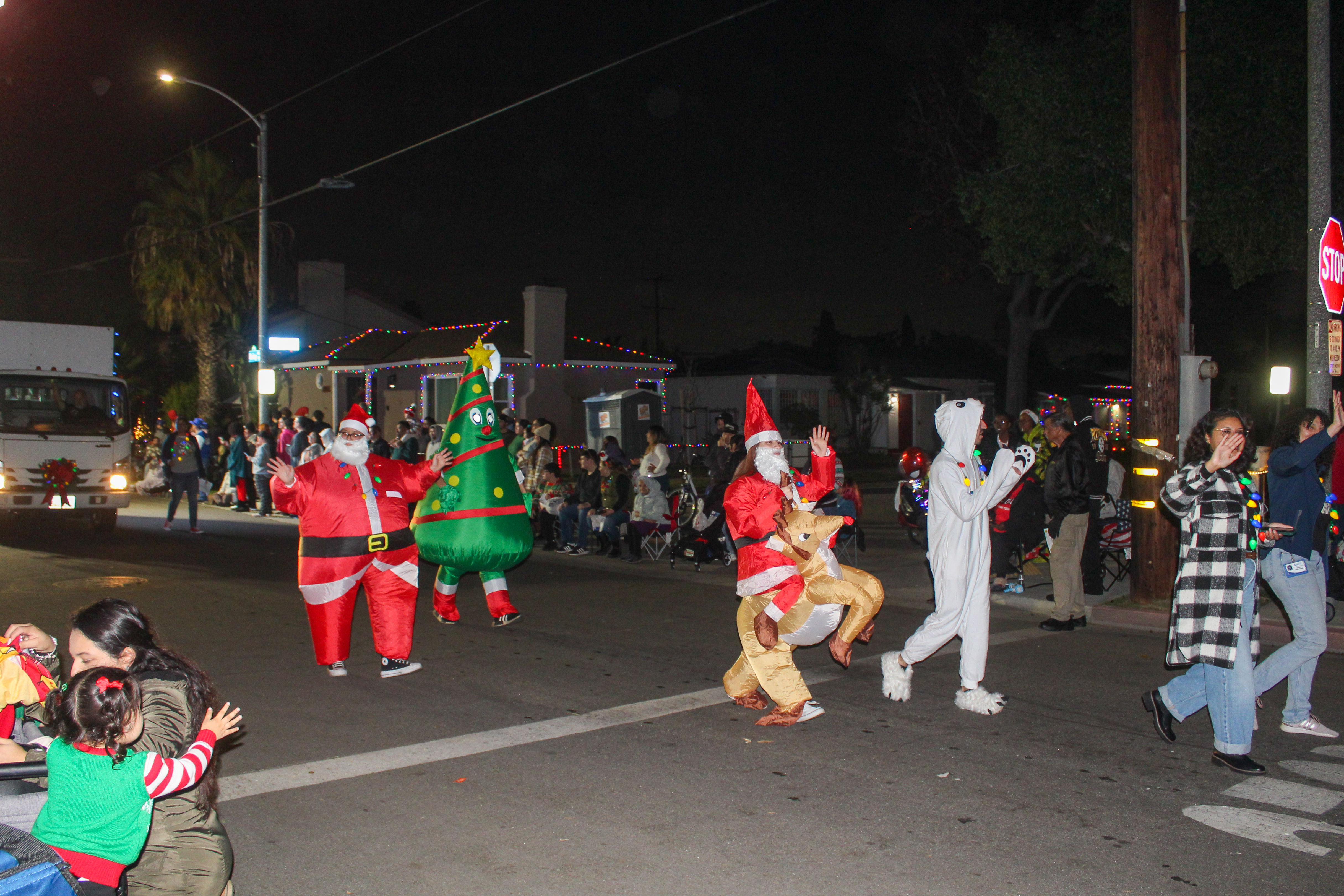 Long Beach Utilities at Long Beachâs 71st annual Daisy Lane...