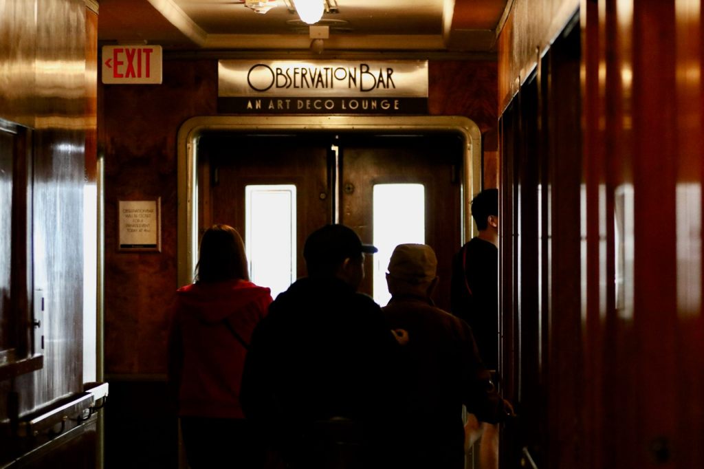 Bar hopping on the Queen Mary – Press Telegram