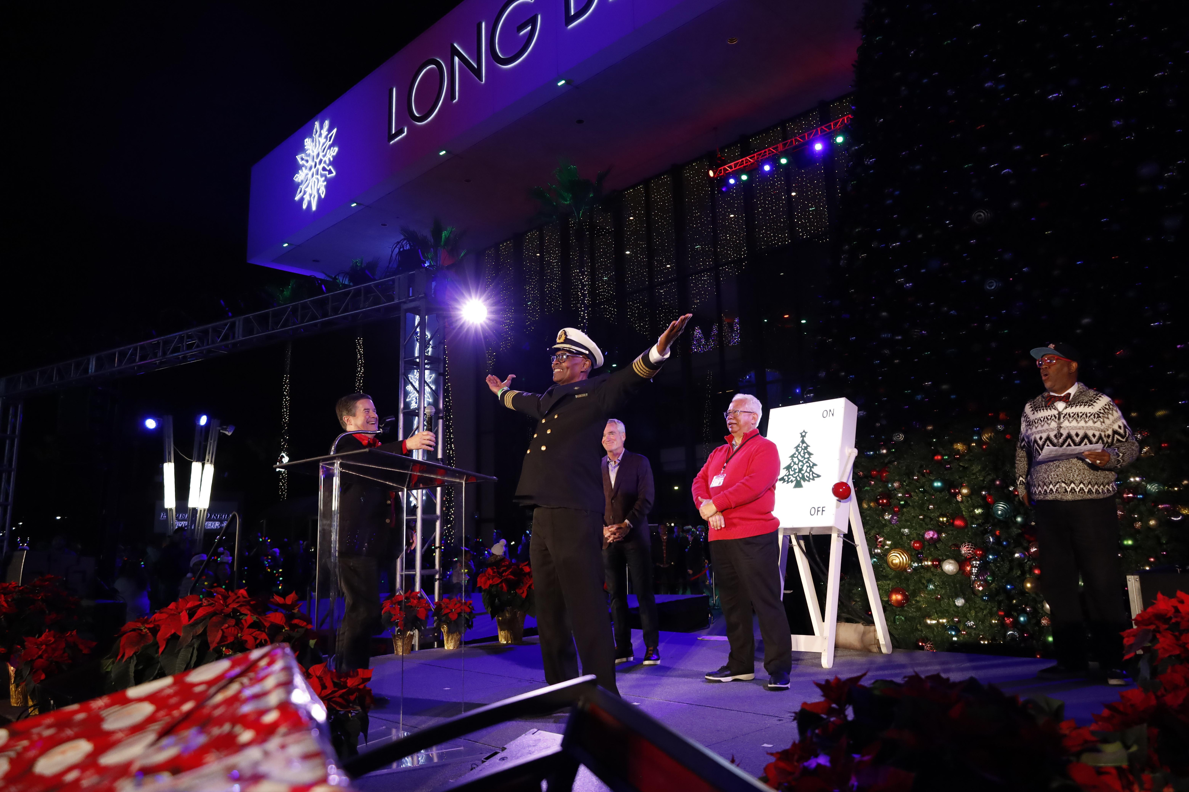 The Captain of the Queen Mary, James Sanders, welcomes the...