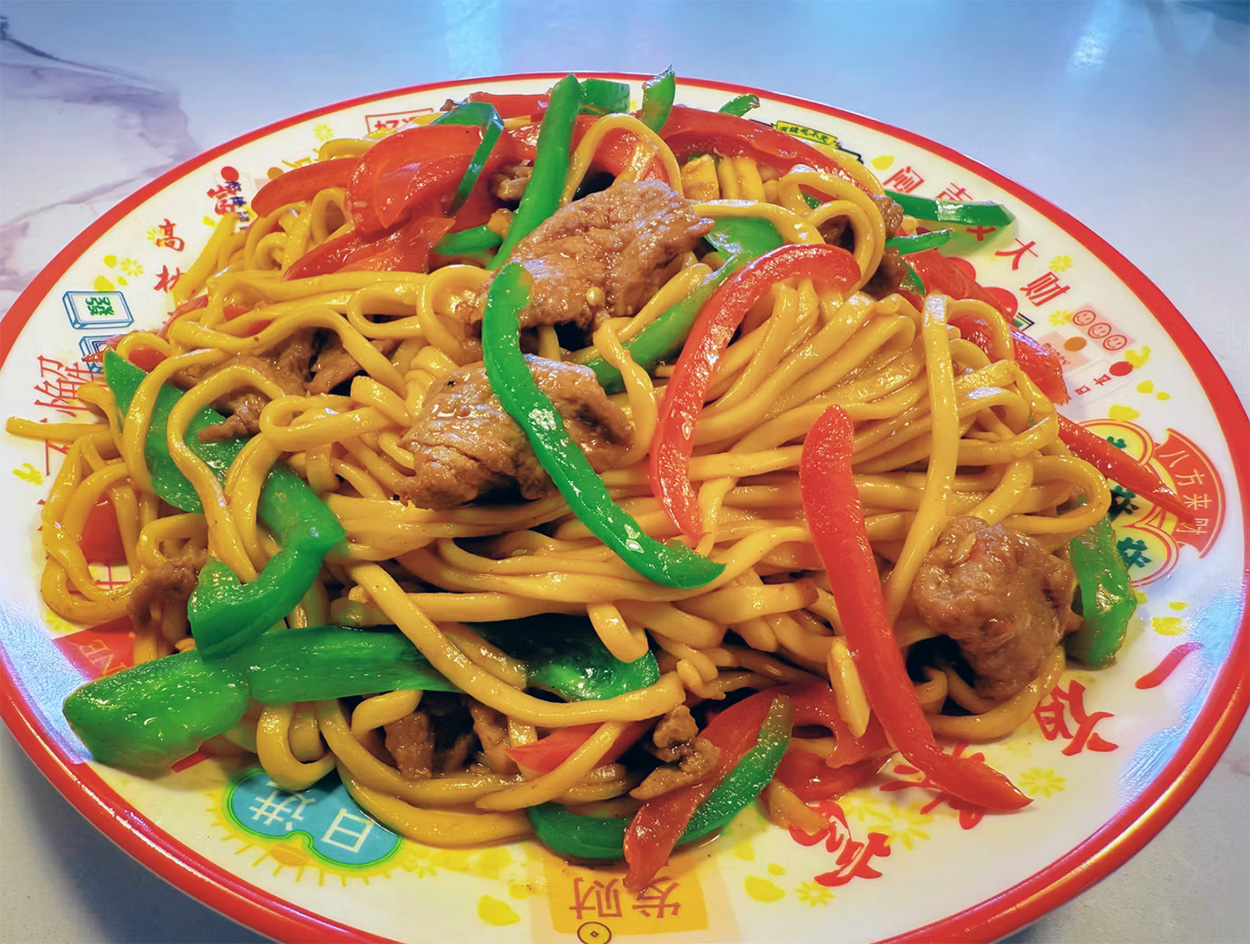 New noodle joint arrives in Berkeley, and a sandwich spot opens in Pinole