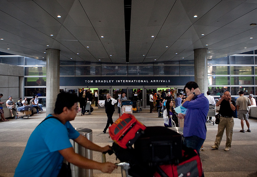 Experts Believe Over 10.2M Holiday Travelers to Head Out of LA This Weekend