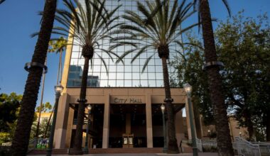 Council to consider 447-unit apartment complex to replace cinema at Anaheim Hills Festival center – Orange County Register