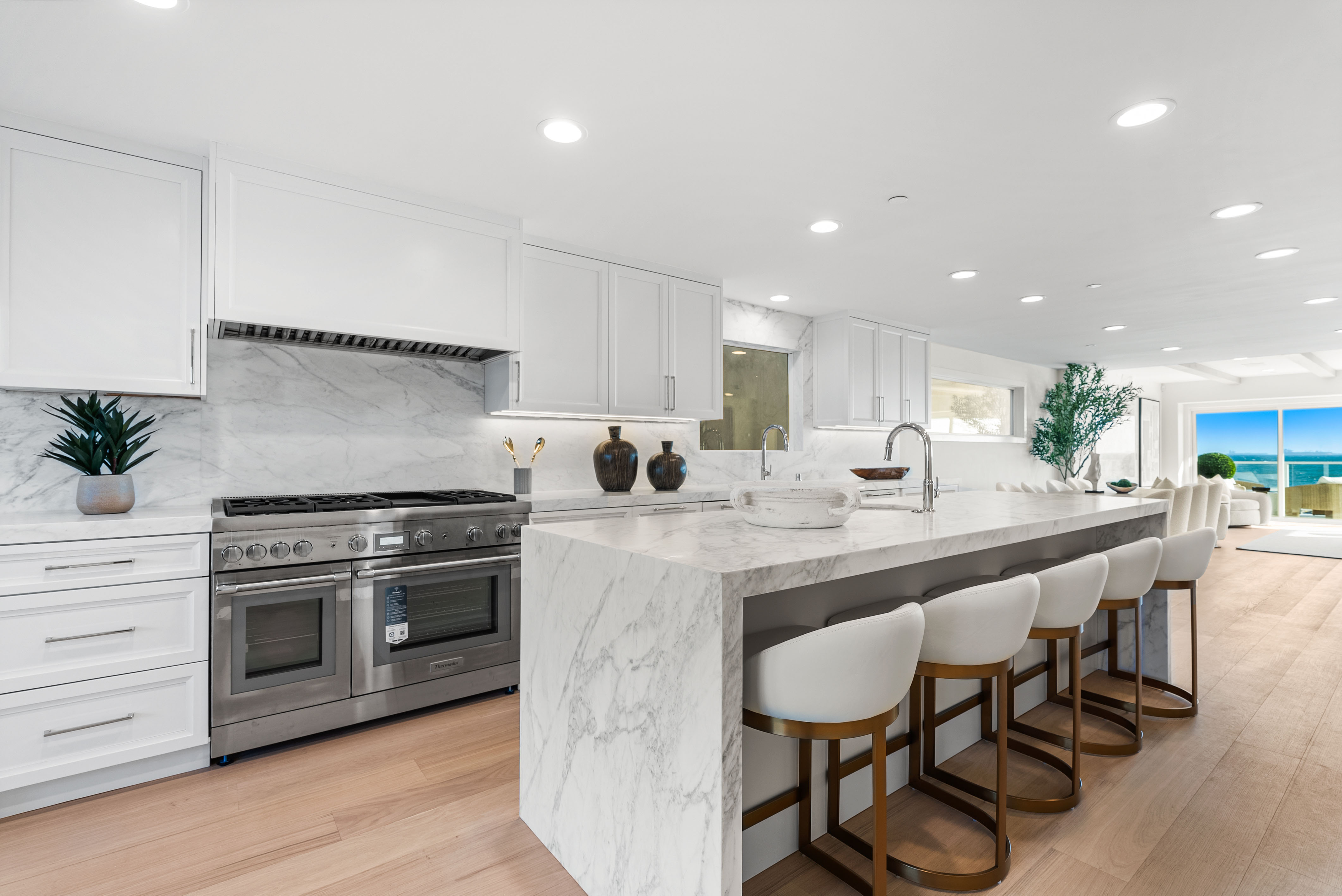 The open kitchen. (Photo by Deason Media)