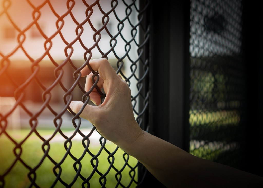 A missing girl showed up on a sex trafficking site. So Oakland police went undercover and ordered her