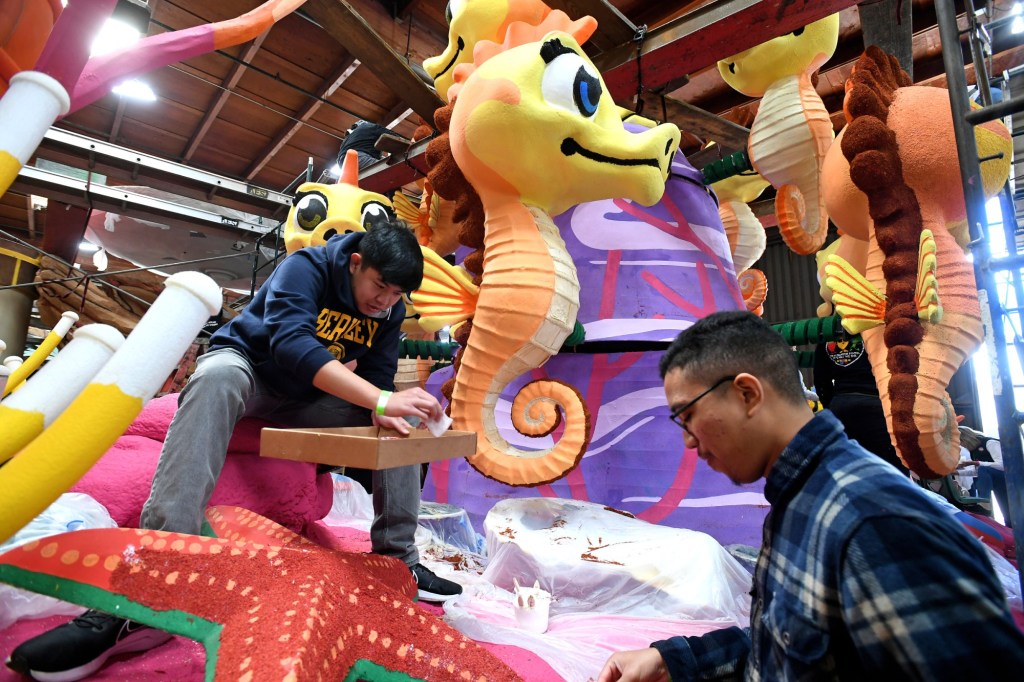 Rose Parade 2026: Groups from San Diego