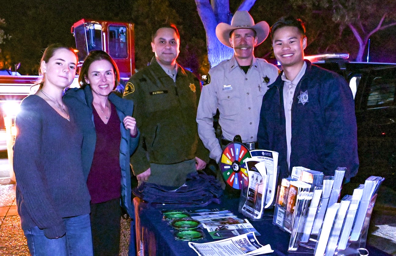 Diana and Tatyana Kondrashuk met representatives from the Poway Sheriffâs...